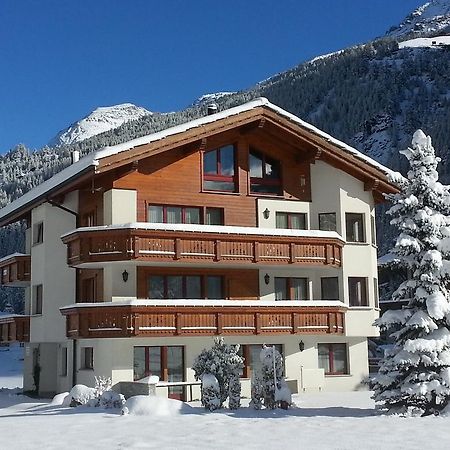 Ferienhaus Antigua Saas-Grund Luaran gambar
