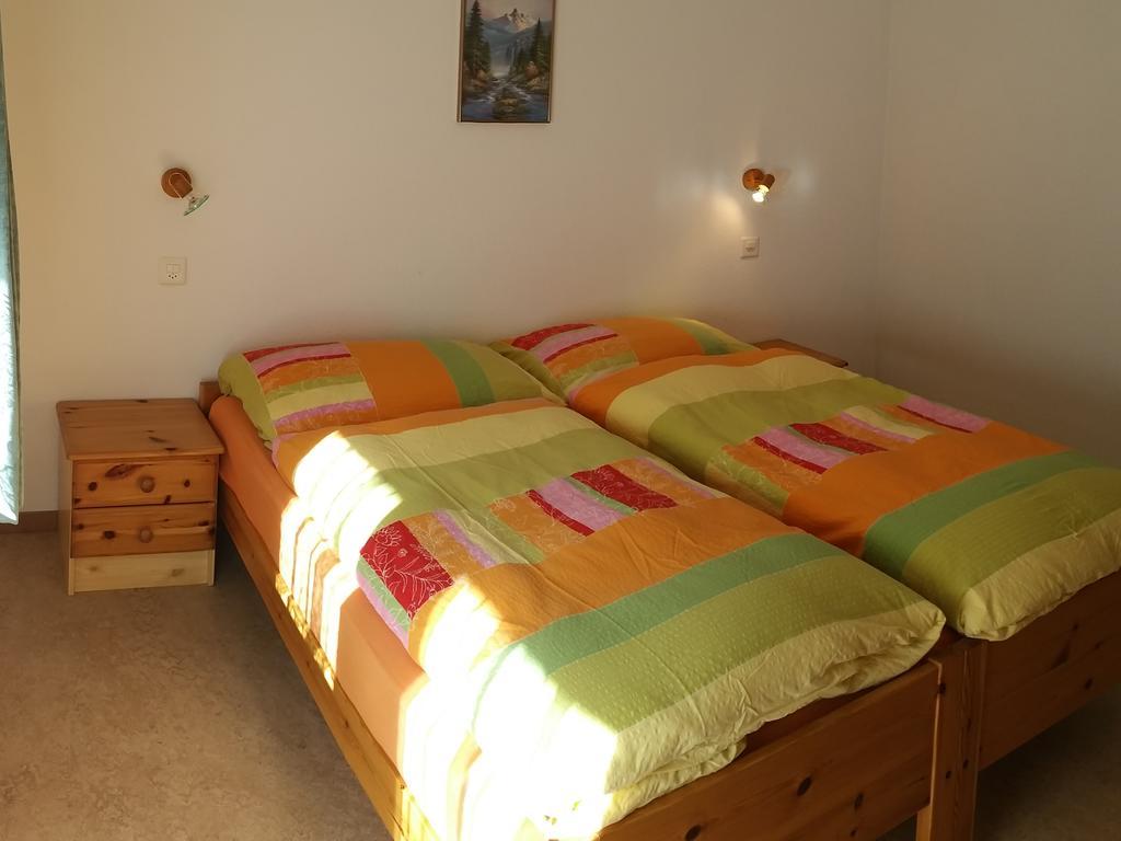 Ferienhaus Antigua Saas-Grund Bilik gambar