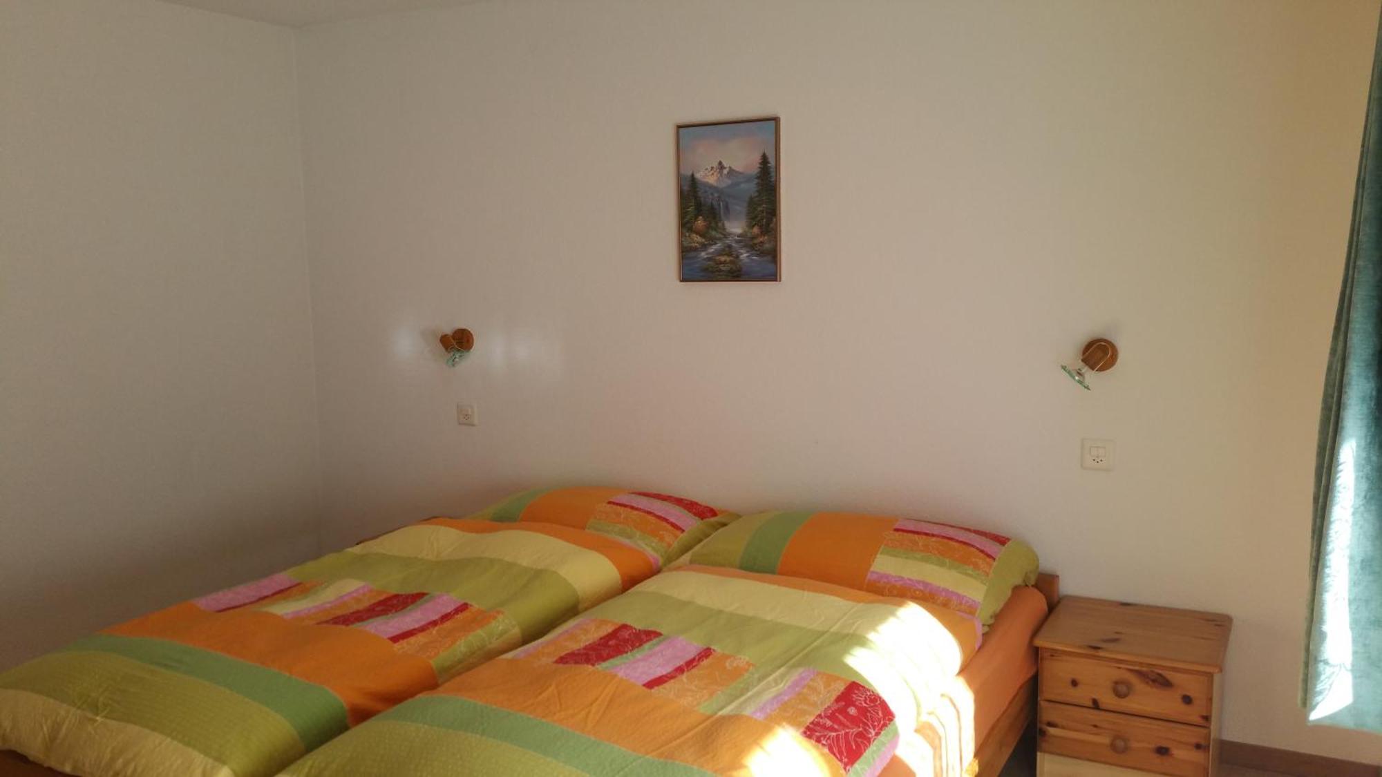Ferienhaus Antigua Saas-Grund Bilik gambar