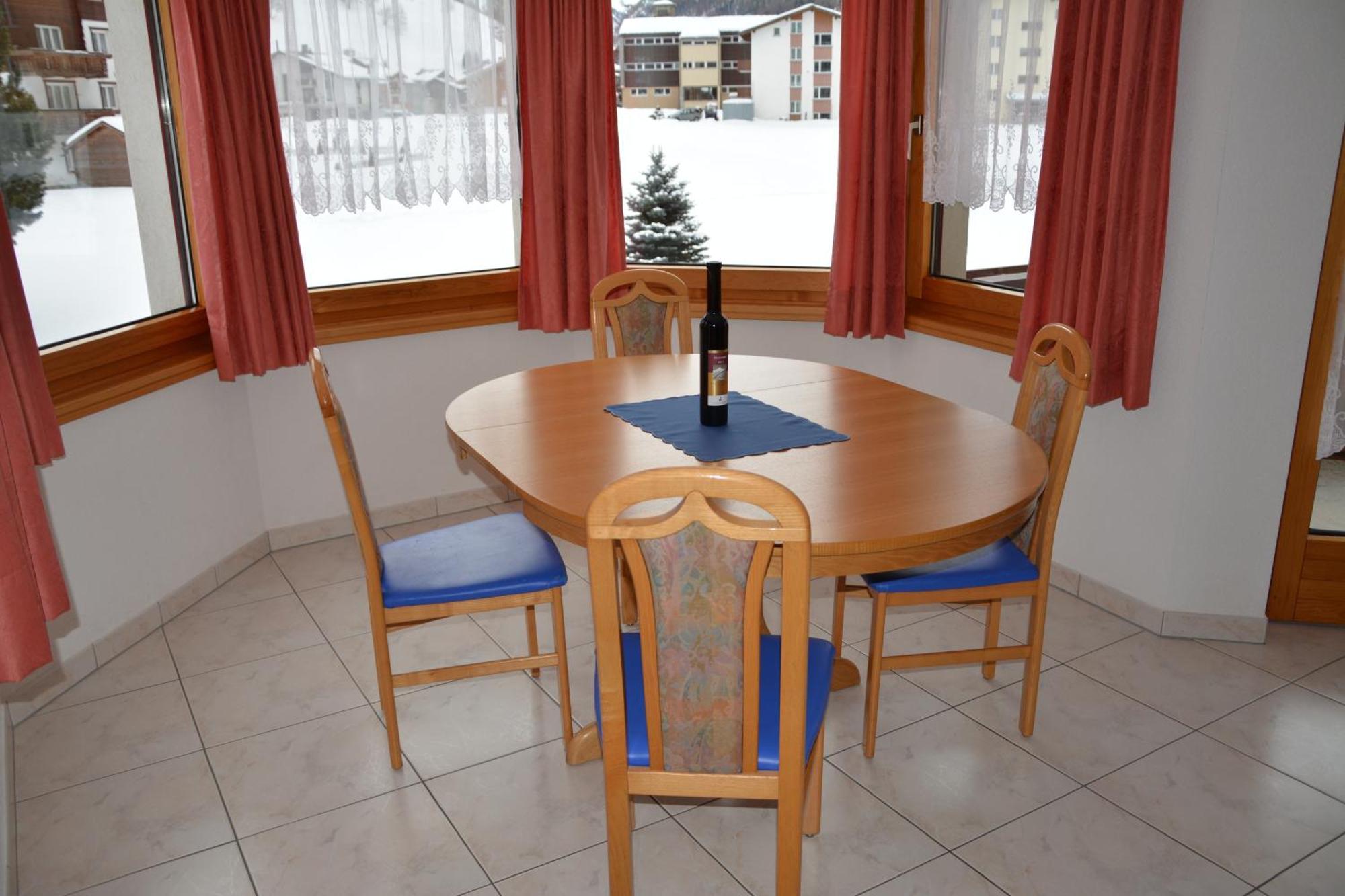 Ferienhaus Antigua Saas-Grund Bilik gambar